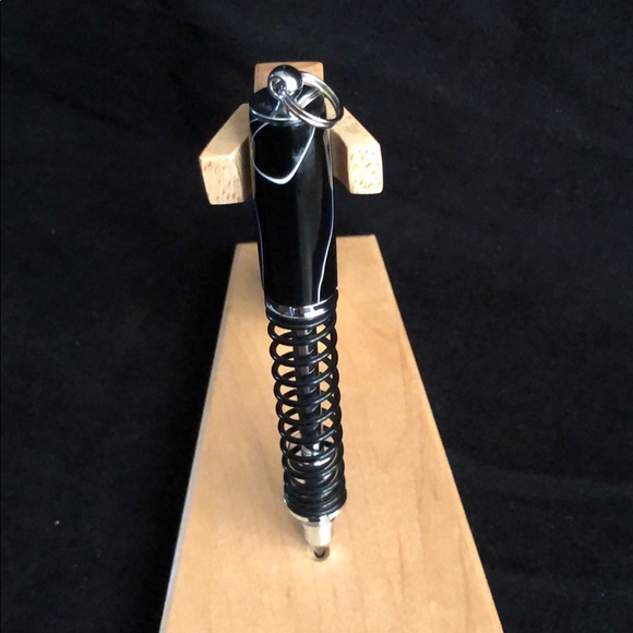 Handmade shock absorber mini pen - Picture 2 of 5